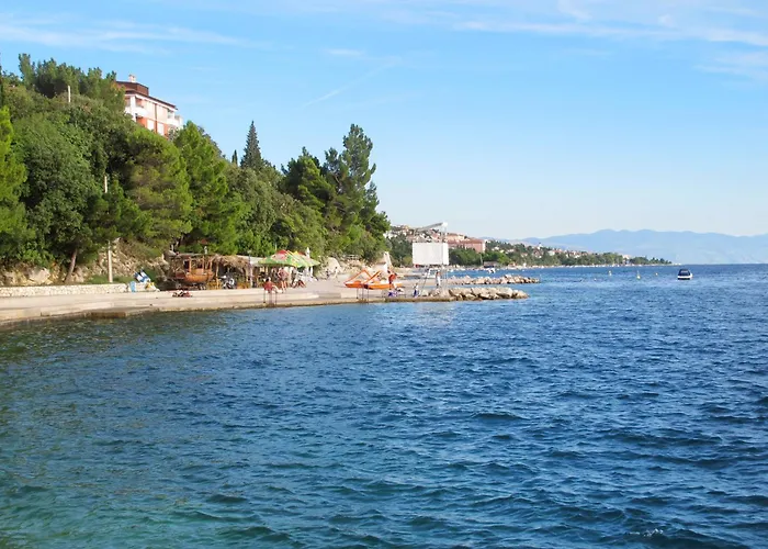 Modernes In Crikvenica Mit Gemeinschaftspool By Interhome تْسْغيكفانِتْسا